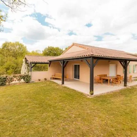 Spacious With Large Garden *