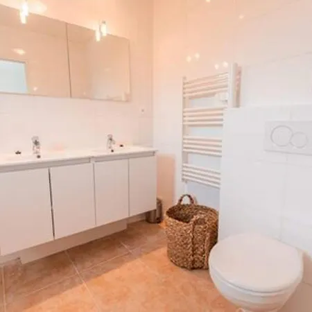 Spacious With Large Garden Villa Les Forges (Deux-Sevres)